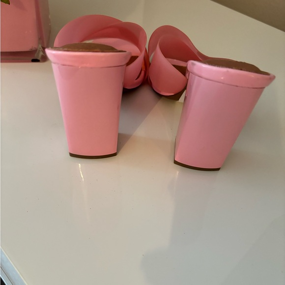 Slipper - Picture 4 of 4